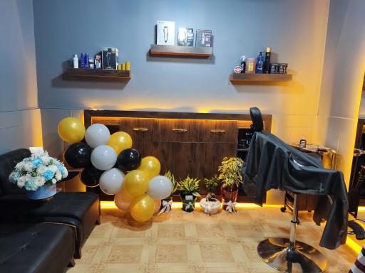 عکس پیرایشگاه مردانه محسن