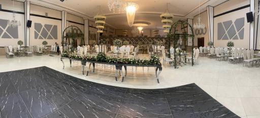 عکس باغ تالار خوبان