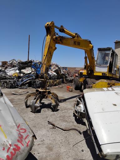 عکس اسقاط خودرو آهنگران