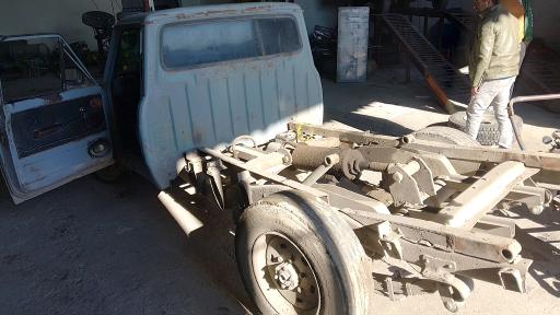 عکس مجتمع فنی خدمات نیسان سیدرضا کیانژاد 