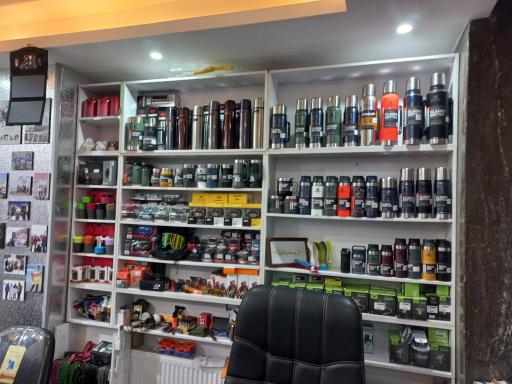 عکس فروشگاه تجهیزات کوهنوردی و سفر یاناکوه