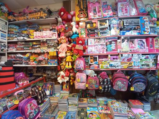 عکس لوازم التحریر همکلاسی