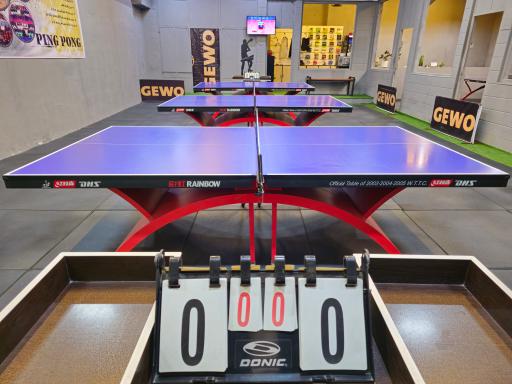 عکس آکادمی پینگ پنگ وی تاپ