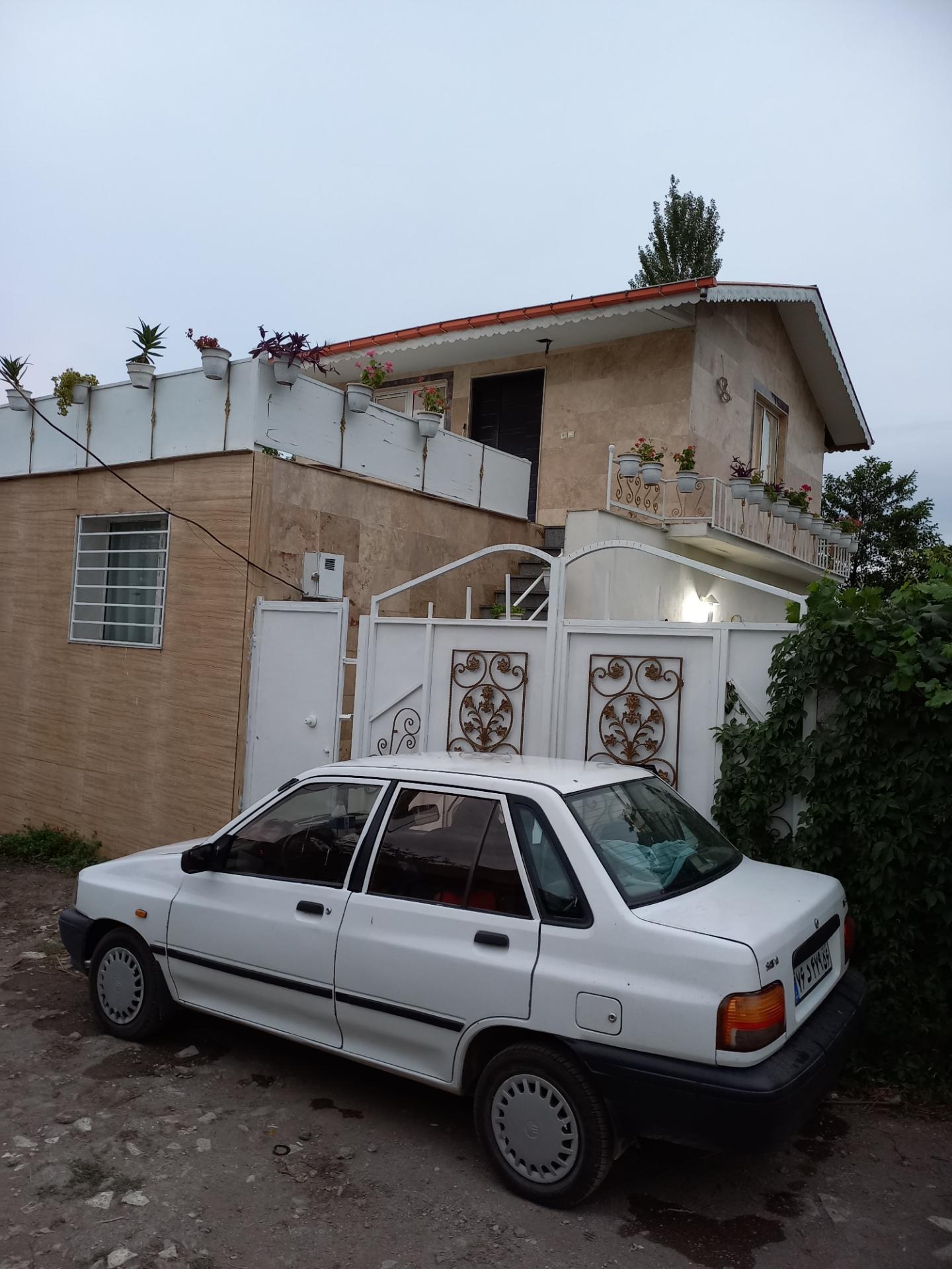 عکس ویلای ساحلی وحید