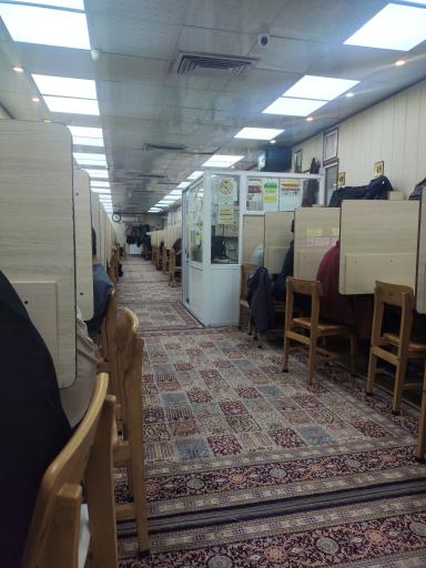 عکس سالن مطالعه مرحوم امیرعلی صمدی