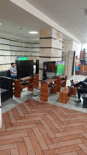 عکس گیم نت و بیلیارد کیکر