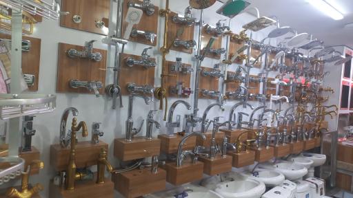 عکس فروشگاه لوازم لوکس ساختمانی راشدی