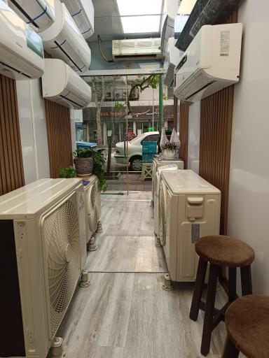 عکس فروشگاه ایران اسپلیت کولر گازی 