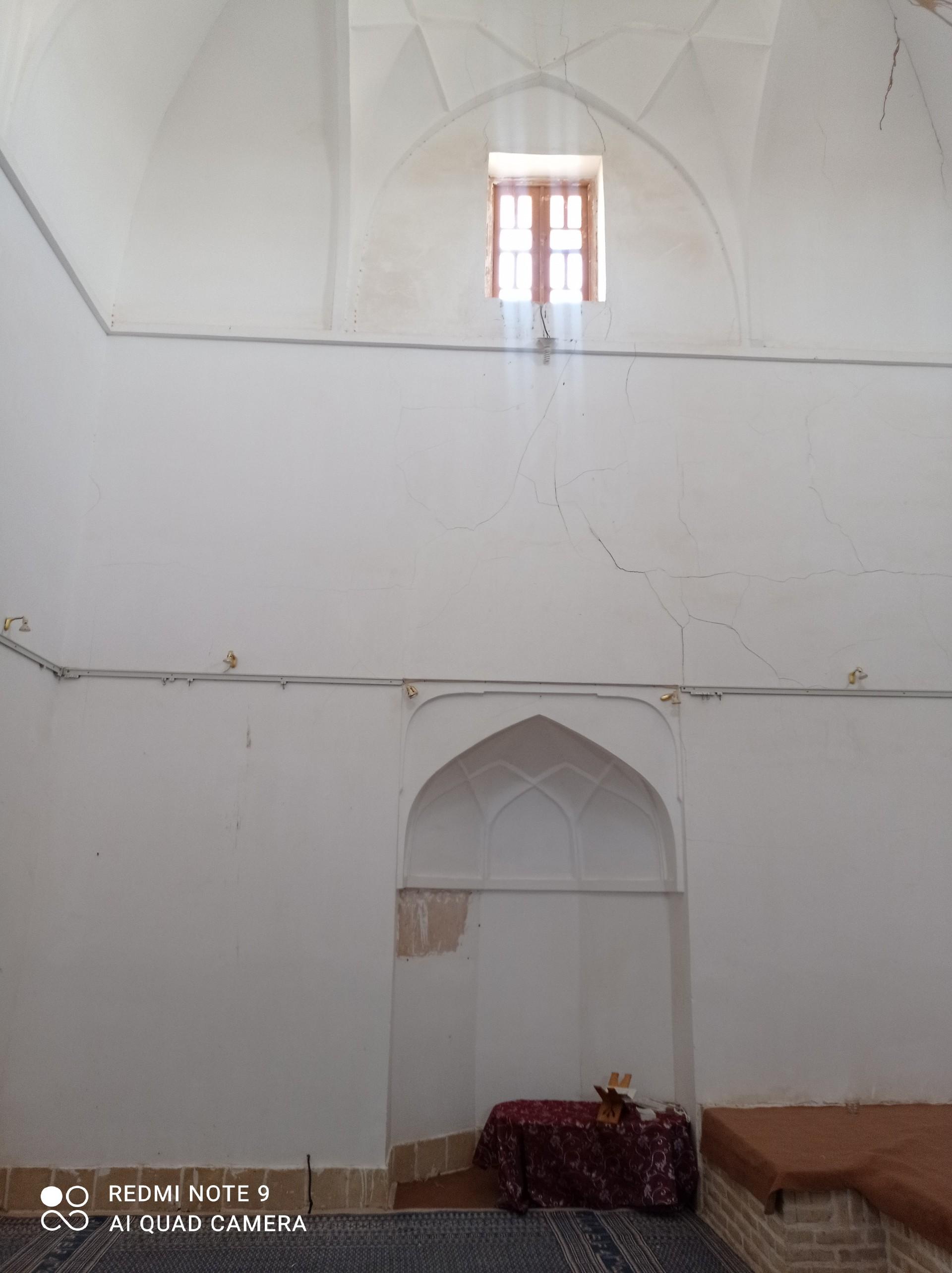 عکس بقعه بابک