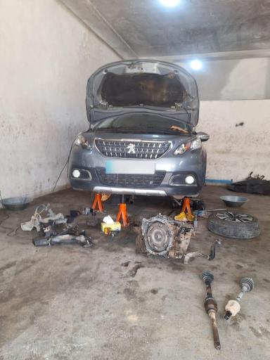 عکس تعمیرگاه گیربکس اتومات آرمان ولی زاده 