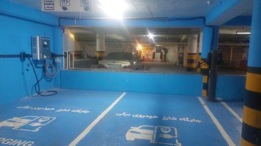 عکس ایستگاه شارژ پارکینگ هدایت (شیراز)