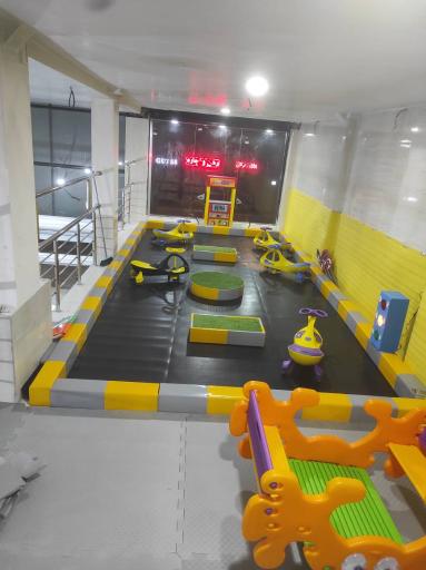 عکس خانه بازی آراد