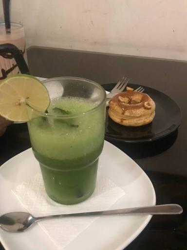 عکس کافه مون