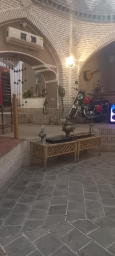 عکس کافه رستوران سنتی کهن