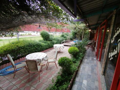 عکس رستوران ماهی سرای قزل