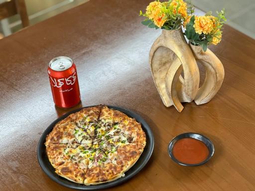 عکس کافه پیتزا آدرس