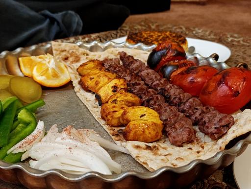 عکس کافه رستوران سنتی کهن