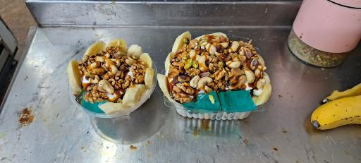 عکس آبمیوه طبیعی شاد