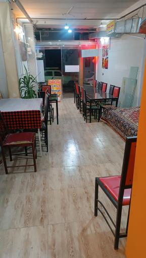 عکس تهیه غذای دوستان 