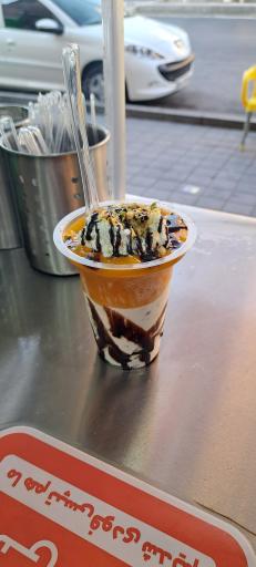 عکس آبمیوه طبیعی شاد