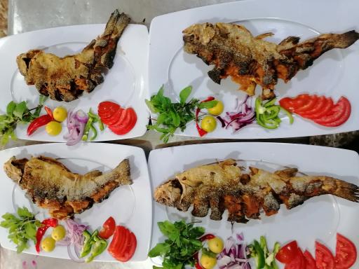 عکس رستوران ماهی سرای قزل