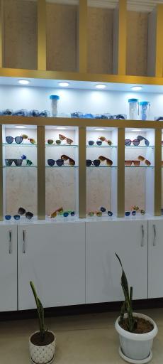 عکس بینایی سنجی عینک هشتم