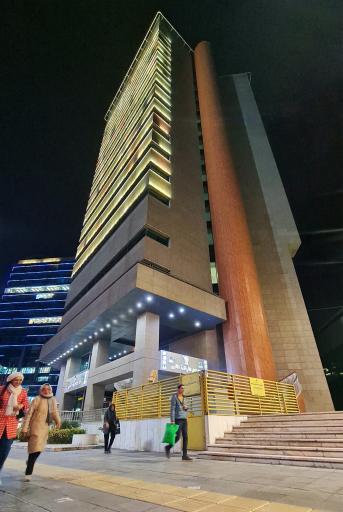 برج اداری 2 پاژ