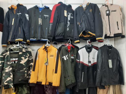 عکس فروشگاه بزرگ تاند