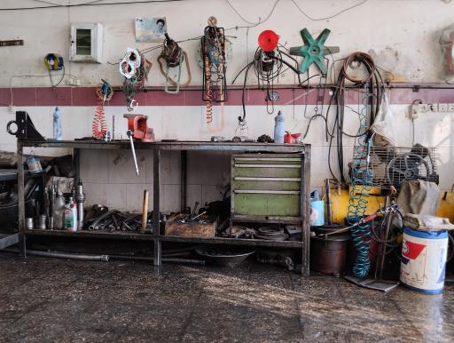 عکس تعمیر گاه تخصصی استاد منصور