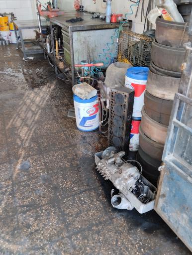 عکس تعمیر گاه تخصصی استاد منصور