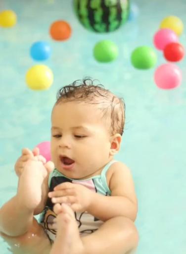 عکس استخر مادر و کودک آنیل