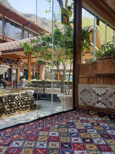 عکس رستوران آبشار کارا