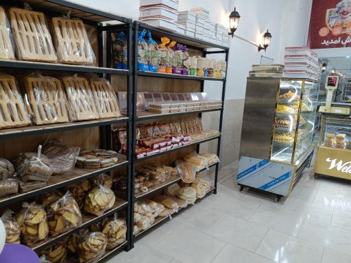 عکس نان و شیرینی میعاد