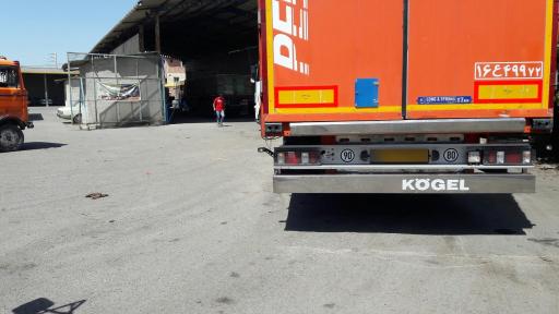 عکس معاینه فنی خودروهای سنگین