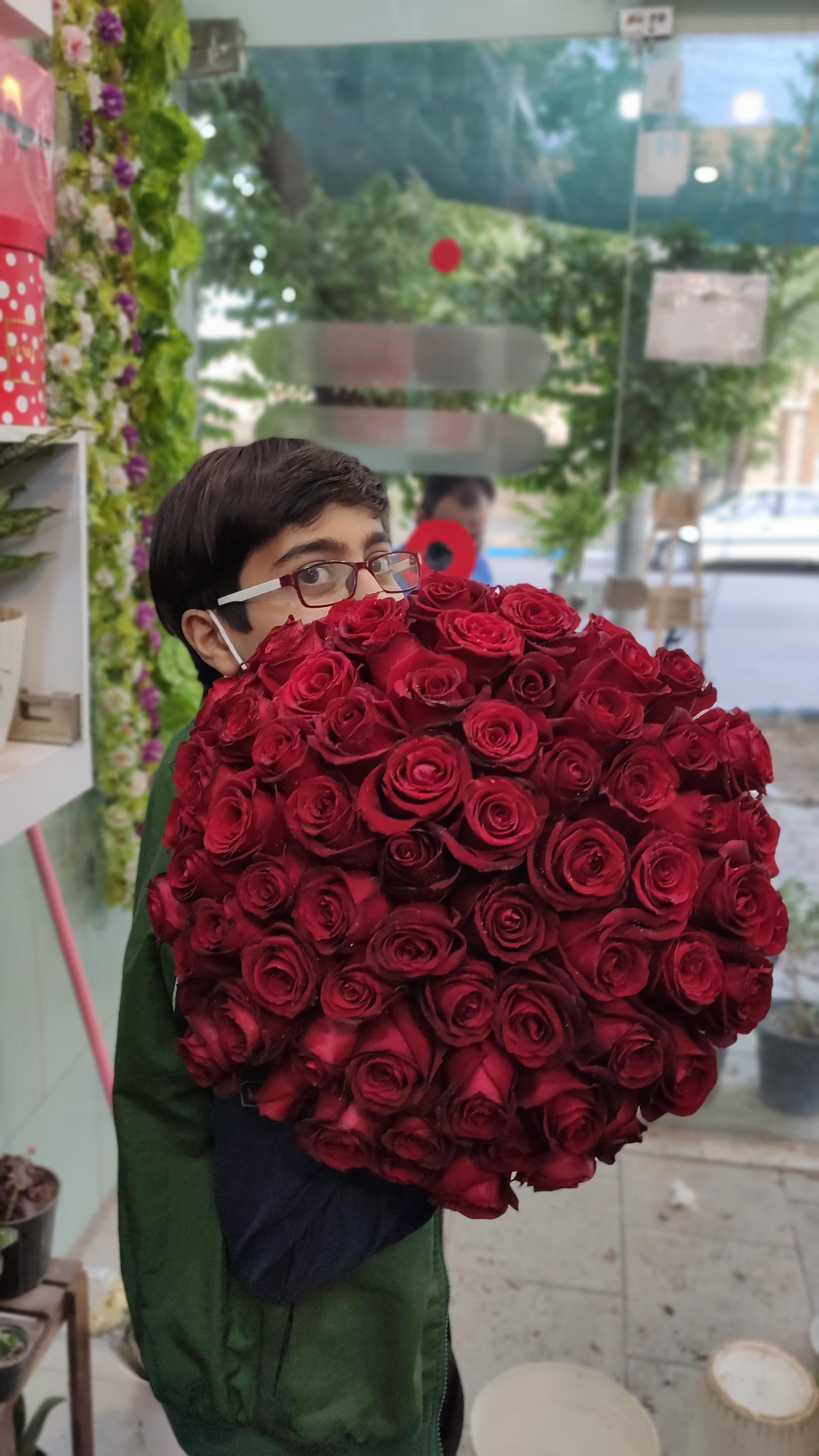 عکس گل فروشی رز مریم