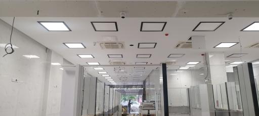 عکس داروخانه شبانه روزی مرکزی هلال احمر