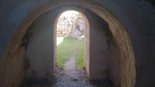 عکس قلعه هزار درب آبدانان