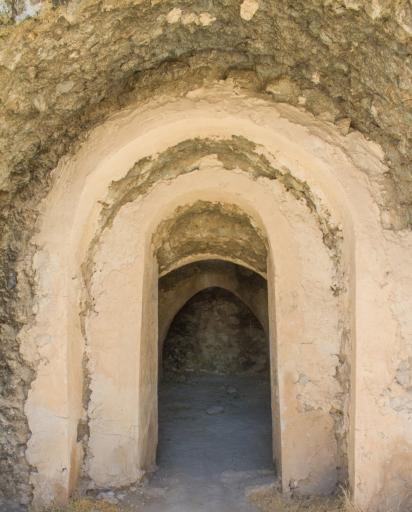 عکس قلعه هزار درب آبدانان