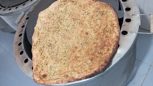 عکس نان محلی  تنوری دایی علی