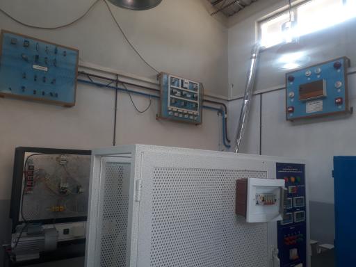 عکس مرکز فنی و حرفه ای برادران مهدیشهر 