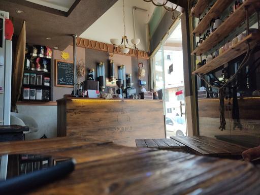 عکس کافه صبحانه ملو