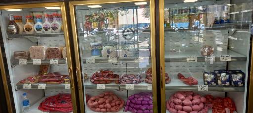 عکس فروشگاه پروتئین و زیتون اسپانیایی 