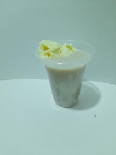 بستنی سنتی یوسفی
