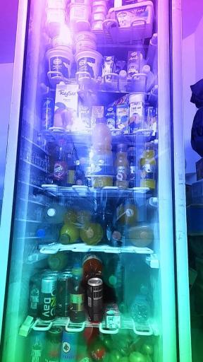 عکس سوپرمارکت اقبال