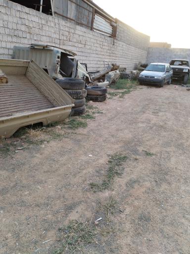 عکس اوراق فروشی تویوتا اسماعیل کریمی 