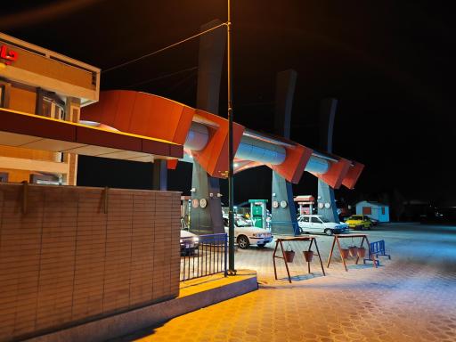 عکس جایگاه گاز و بنزین مروارید