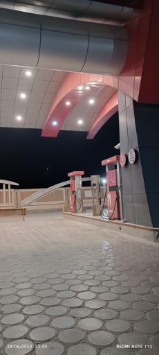 عکس جایگاه گاز و بنزین مروارید