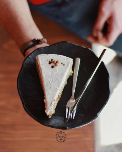 عکس کافه کی آر بی