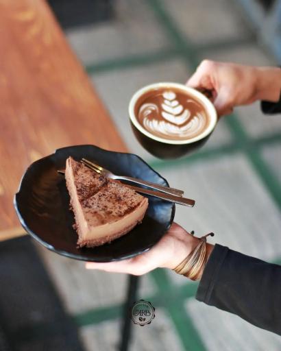 عکس کافه کی آر بی