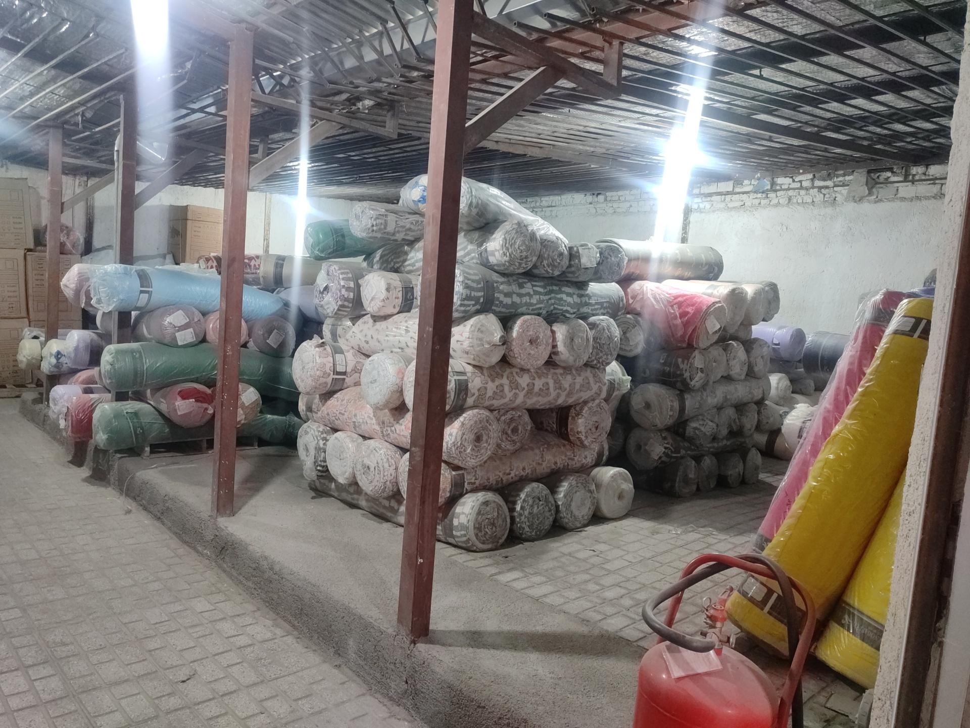 عکس انبار عمده فروشی محصولات شادیلون